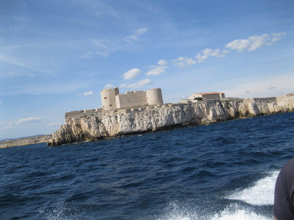 Chateau d'If z moře